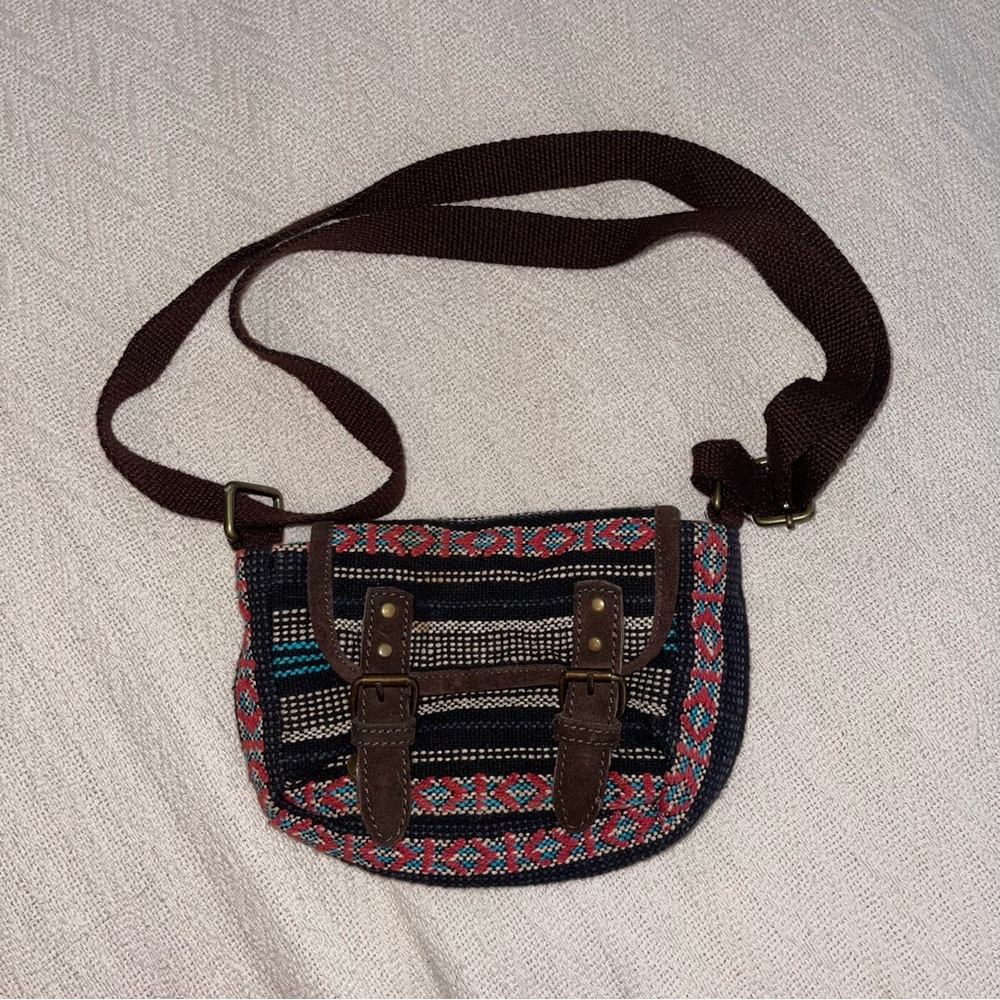 American Eagle | Patterned Cross Body Bag